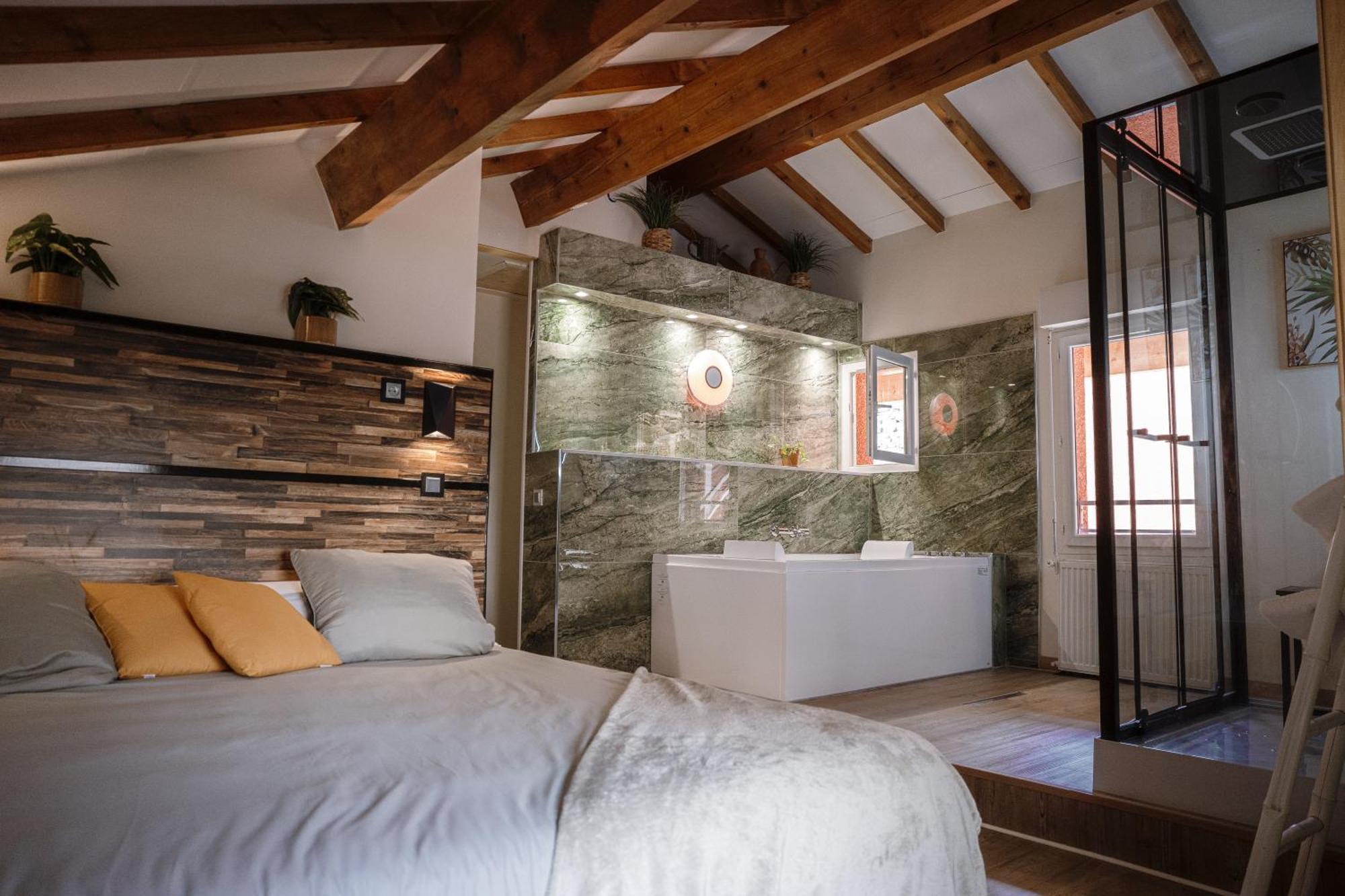 Appart Hotel Le 8 La Suite & Spa - Parking Gratuit - Mâcon Kültér fotó